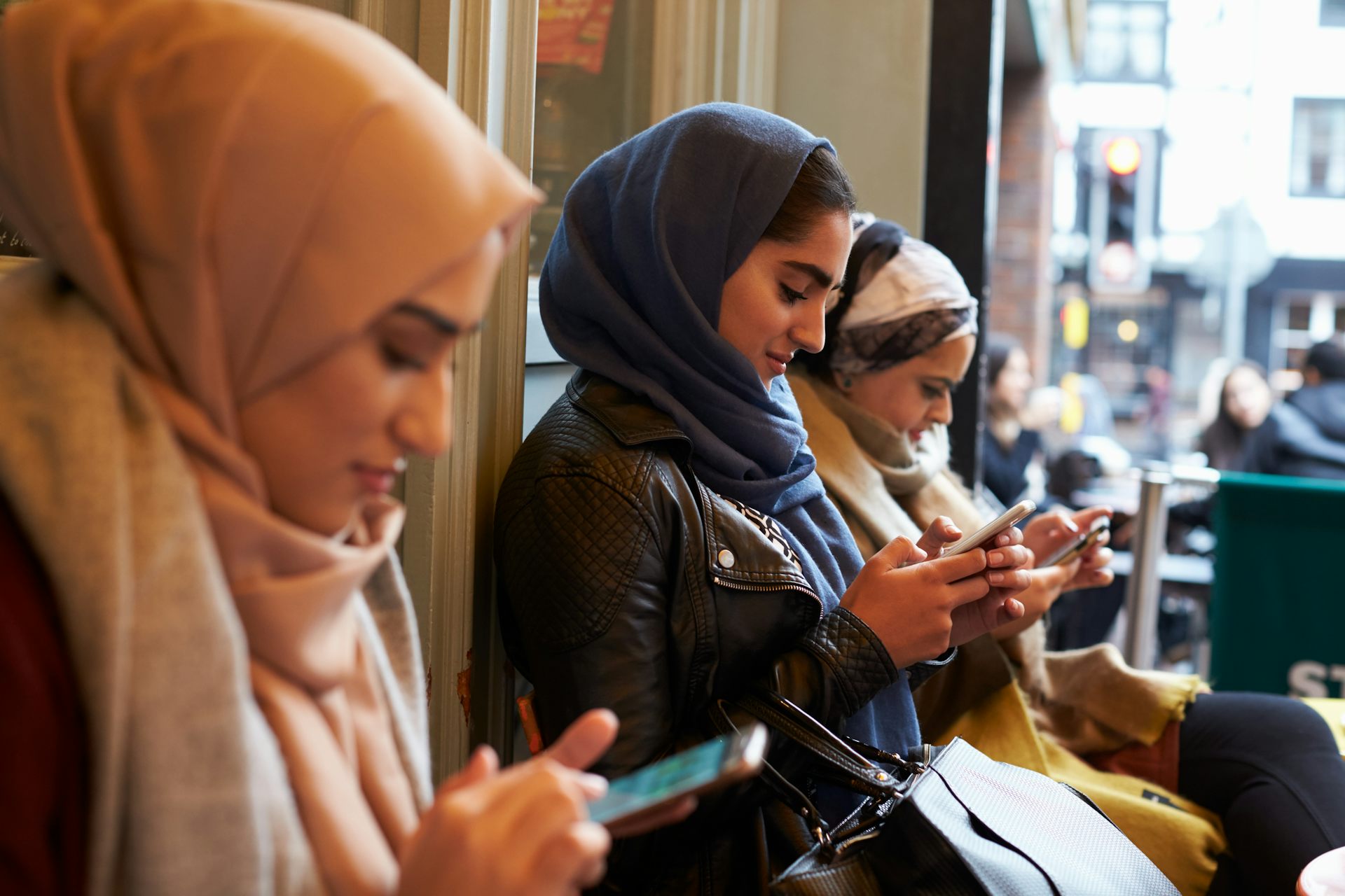 Hijab The Right And Wrong Way Hijab The Right And Wrong Way